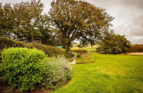 Ardfield Apartment | The Wild Atlantic Hideaway