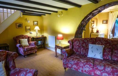 Pontesbury House | The Wilderness