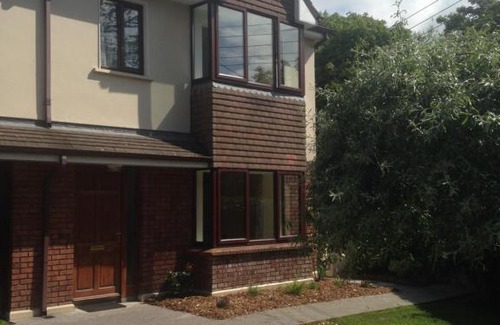 Tralee House | The Willows