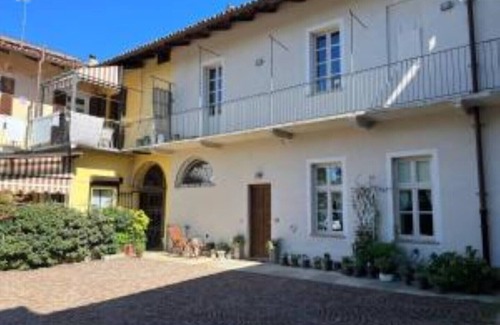 Cherasco Apartment | The window on Cherasco - Langhe