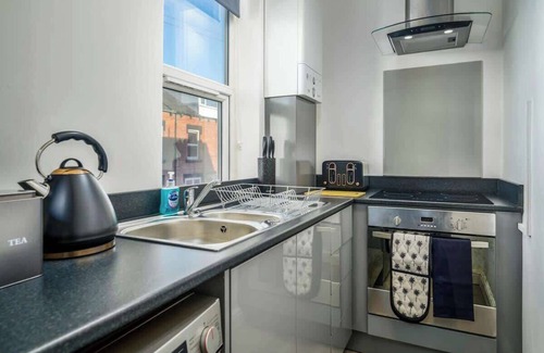 Meanwood House | The Windsor - 2 Bed Home in Leeds