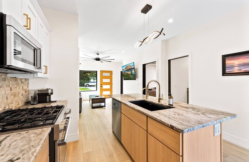 Winona Lake House | The Winona Lake Chalet 1