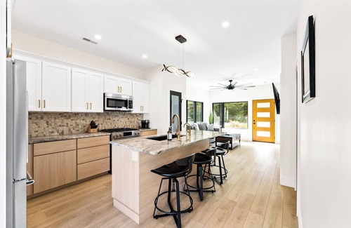 Winona Lake House | The Winona Lake Chalet 1