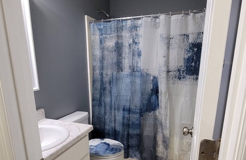 Midland City House | The Wiregrass Home is a 3 bedroom 2 bathroom home that sleeps up to 6 people!