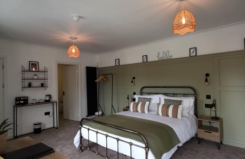 Wolf's Castle Hotel | The Wolfe Inn Wolfscastle