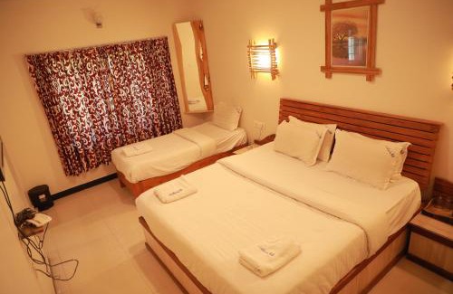 Ooty Hotel | The Woodlands Residency- Unmarried and stag groups not allowed