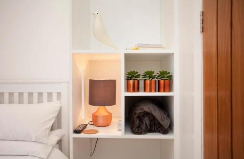 West Bridgford Apartment | The Woodpecker Snug