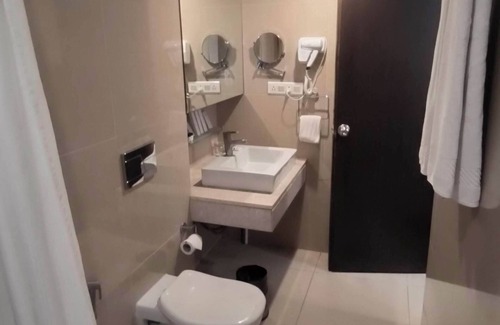 JP Nagar Hotel | THE Woodrose