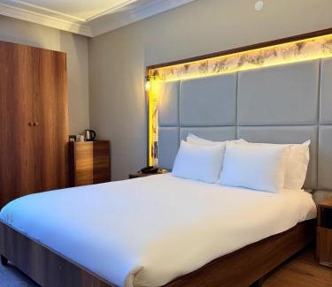 Konak Hotel | The Yalı Konak Hotel İzmir
