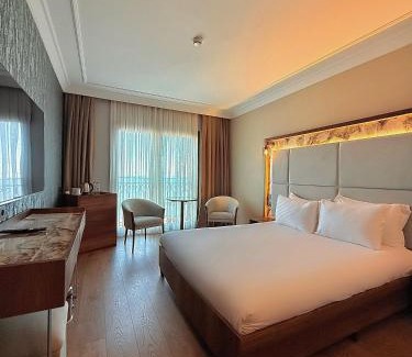 Konak Hotel | The Yalı Konak Hotel İzmir