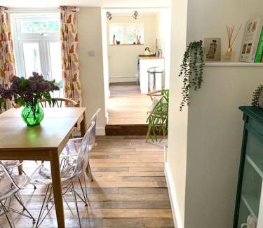 Framlingham House | The Yellow cottage on the hill.