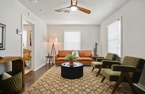 Norman House | The Yellow Door House Walk To Ou Cozy Vibes