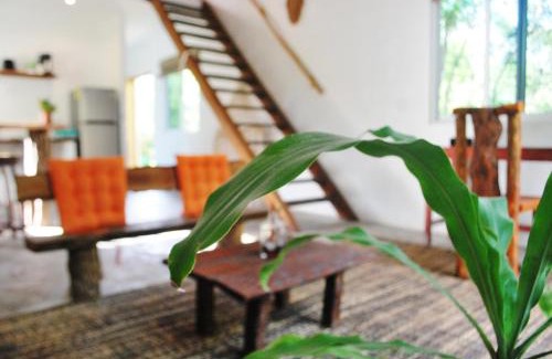 Francisco Uh May House | The Yellow House