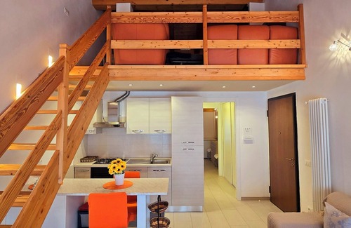 Gignod Apartment | The Yellow Villa