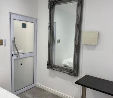 Port Elizabeth House | The Zebra Guesthouse