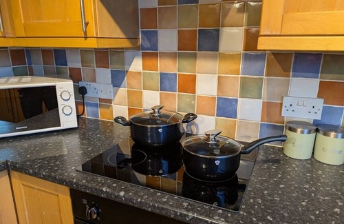 Shrewsbury House | Theatre Severn Town House, Parking & Quarry Views