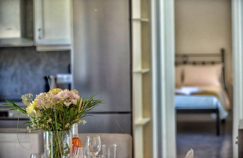 Kassiopi Villa | TheCassiusHillHouse Brand new Villa. Great offer , no need of car. Book now!