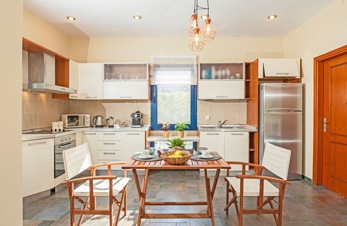 Filerimos Villa | Themis Private Villa in Rhodes | Private Pool & Jacuzzi | 5 Bedrooms Sleeps 14.