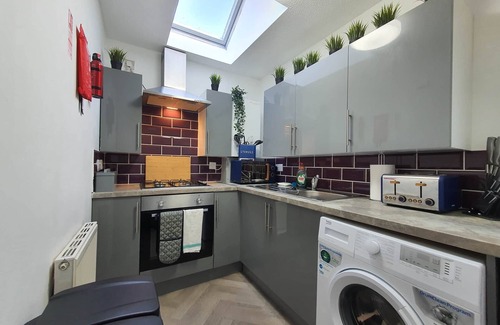 Cathays House | Thesiger 4 (3 beds)