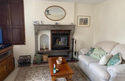 Thiat House | Thiat guest house