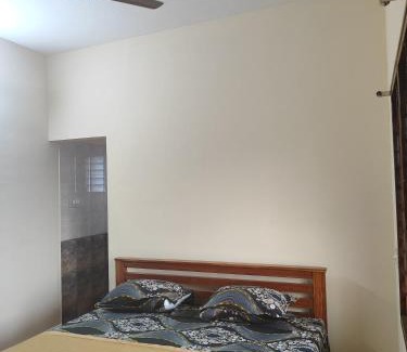 Tiruvannamalai Cabin | Thiru Somasundaram