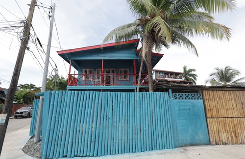 Bocas del Toro Apartment | This apartment is a 1 bedroom(s), 1 bathrooms, located in Bocas del Toro , .