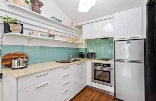 Fremantle Apartment | This apartment is a 0 bedroom(s), 1 bathrooms, located in Fremantle, WA.
