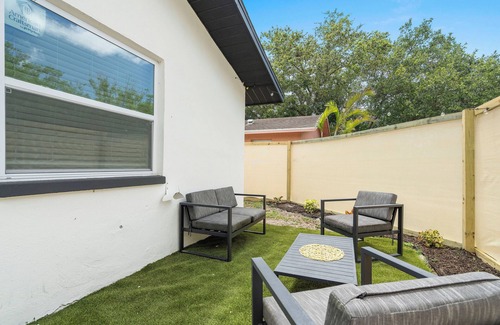 Largo Apartment | This apartment is a 0 bedroom(s), 2 bathrooms, located in Largo, FL.