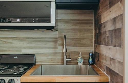 Paradise Apartment | This apartment is a 1 bedroom(s), 1 bathrooms, located in Paradise, PA.