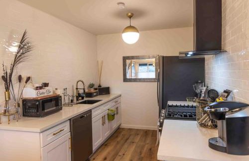 Joshua Tree House | This comp is listing home without our permission