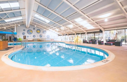 Llanasa Ski Chalet | This contemporary and spacious lodge is ideal for a family escape by the sea.