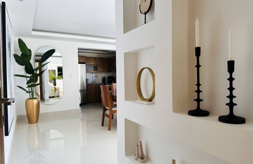 Gregorio Luperon Apartment | This apartment is a 3 bedroom(s), 2 bathrooms, located in Santiago De Los Caballeros, Santiago.