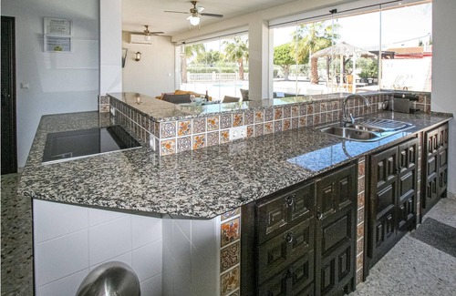 Crevillente House | This dreamlike 3-bedroom vacation terraced house convinces with an equipment that considers every de