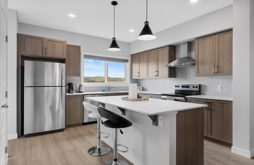 Southeast Calgary House | This Home is 3 BR 2.5 baths in Calgary near river trails,Golf & Spruce Meadowsn