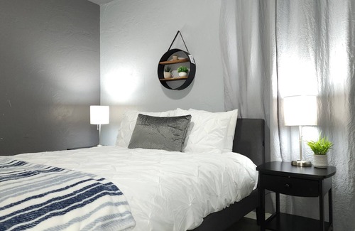 Del City House | This house is a 2 bedroom(s), 1 bathrooms, located in Del City, OK.