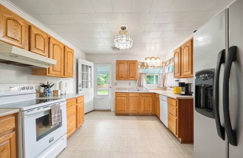 Marlinton House | This house is a 3 bedroom(s), 1 bathrooms, located in Marlinton, WV.