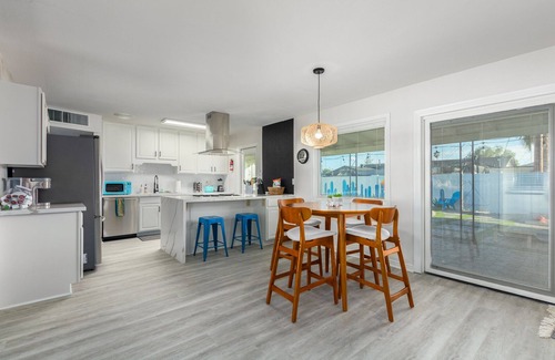 New Papago Parkway House | This house is a 4 bedroom(s), 2 bathrooms, located in Scottsdale, AZ.