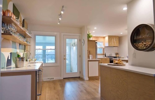 Seneca Falls House | This house is a 4 bedroom(s), 3 bathrooms, located in Seneca Falls, NY.