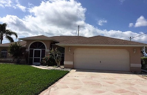 South Gulf Cove House | This house is a 3 bedroom(s), 2 bathrooms, located in Port Charlotte, FL.
