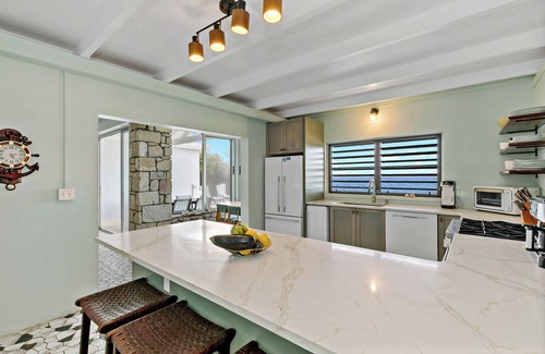 Estate La Vallee House | THIS IS IT! SEAFRONT RETREAT W/BEACH ACCESS & POOL