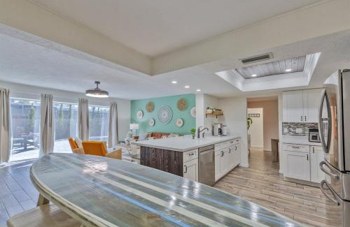 Seminole House | This is the ONE! 3 King Beds - Heated Pool - 7 Min to Beach - Garage Game Room