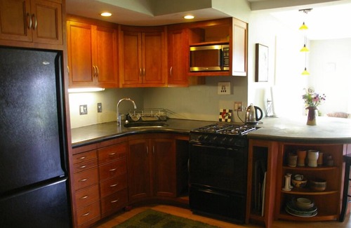 Lyndon Center Apartment | This place is a biker, skier and artist’s paradise 4 miles from Kingdom Trails!