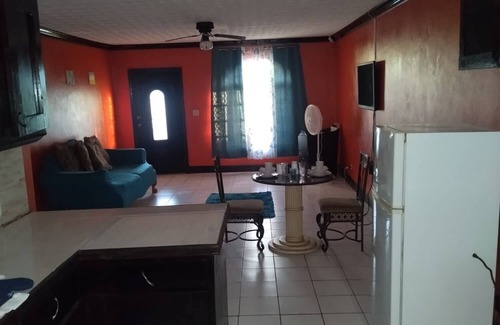 Nassau Apartment | This property is centurally located to many beaches, restuarants and sites.