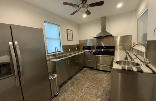 South Central Houston House | This property is featured in the book "111 Places in Houston You Must Not Miss"