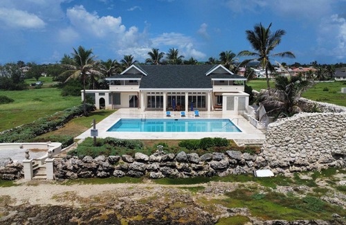 Long Bay House | This stunning 4 bedroom mansion, located on the serene East Coast of Barbados