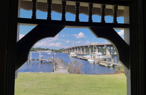 Edgewater RV Rental | This tent is a 0 bedroom(s), 1 bathrooms, located in Edgewater, MD.