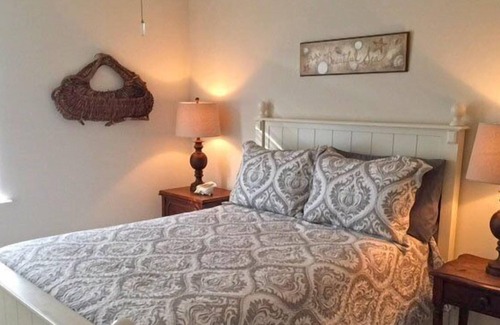Village Green House | This Village Green Twin offers the perfect oasis for your next Cape May vacation.