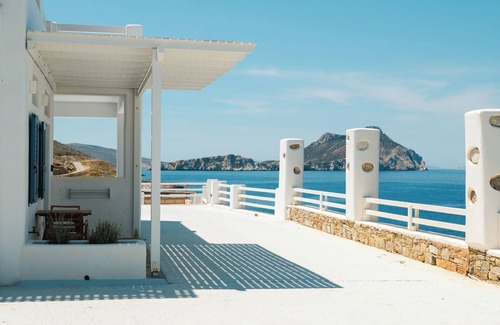 Aegiali Apartment | Tholari studio- self service aegean sea view!