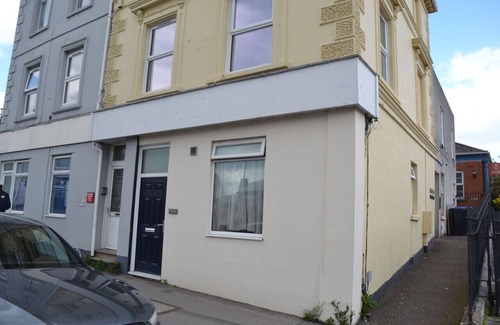 Salisbury Apartment | Thomas 1 bed Apt w/cathedral views - Stayseekers