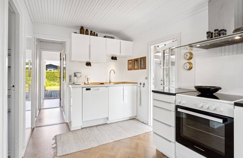 Tørresø House | "Thomas" - 120m from the sea by Interhome